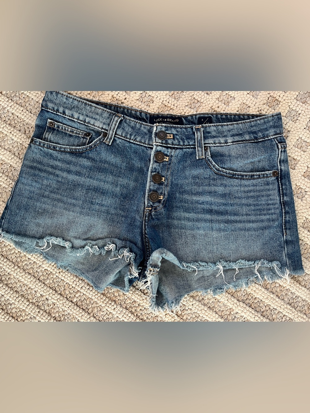 Lucky Brand denim shorts size 6